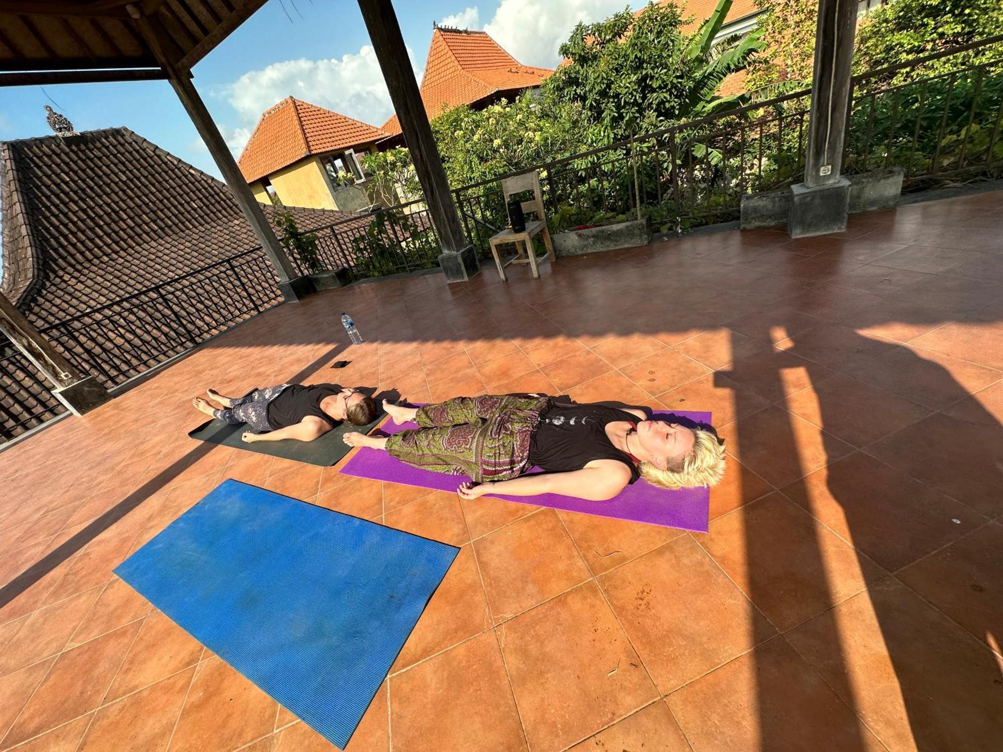 Bali Telaga Hati Yoga Healing And Retreat Center Hostel Санур Экстерьер фото