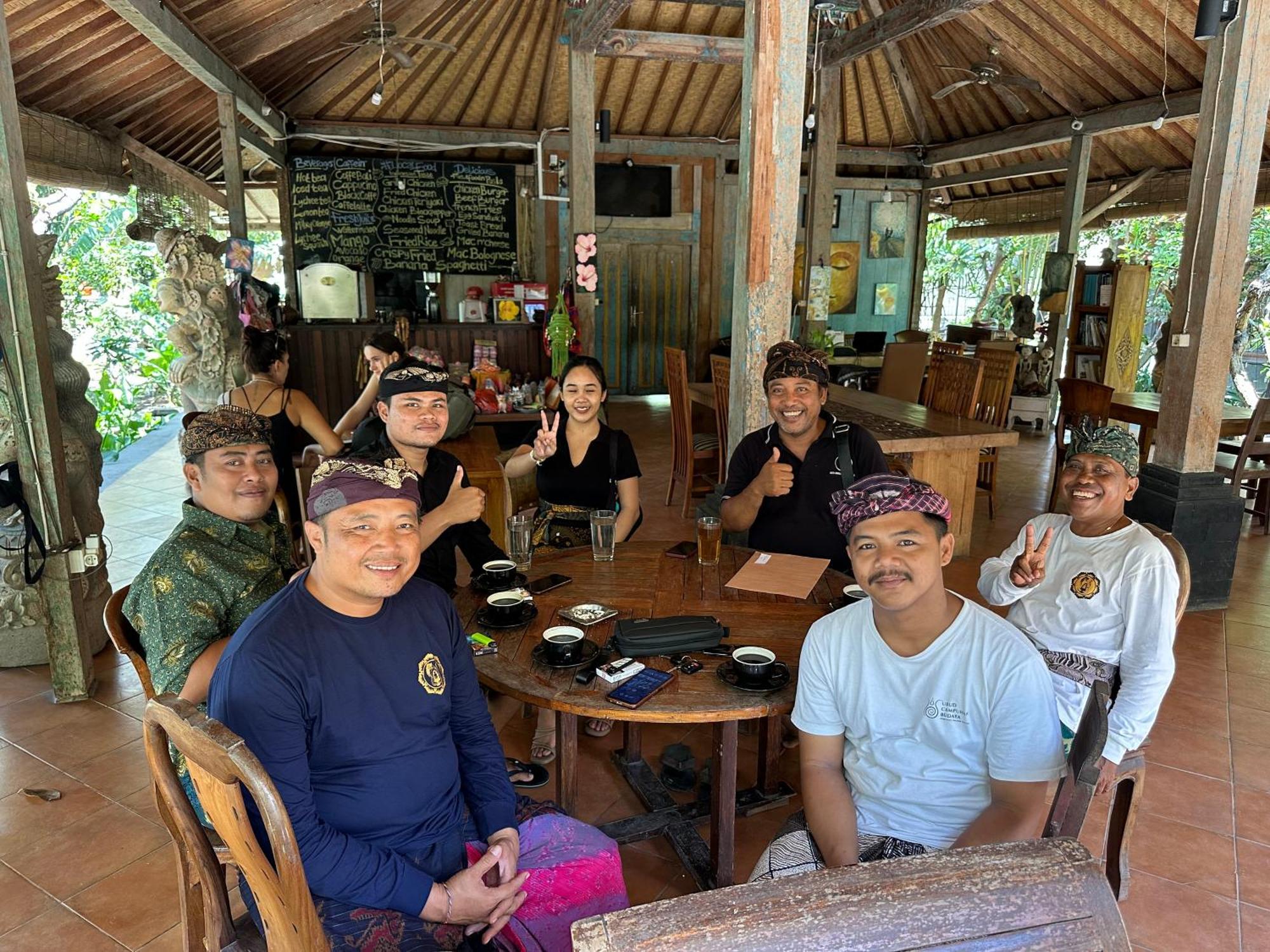 Bali Telaga Hati Yoga Healing And Retreat Center Hostel Санур Экстерьер фото