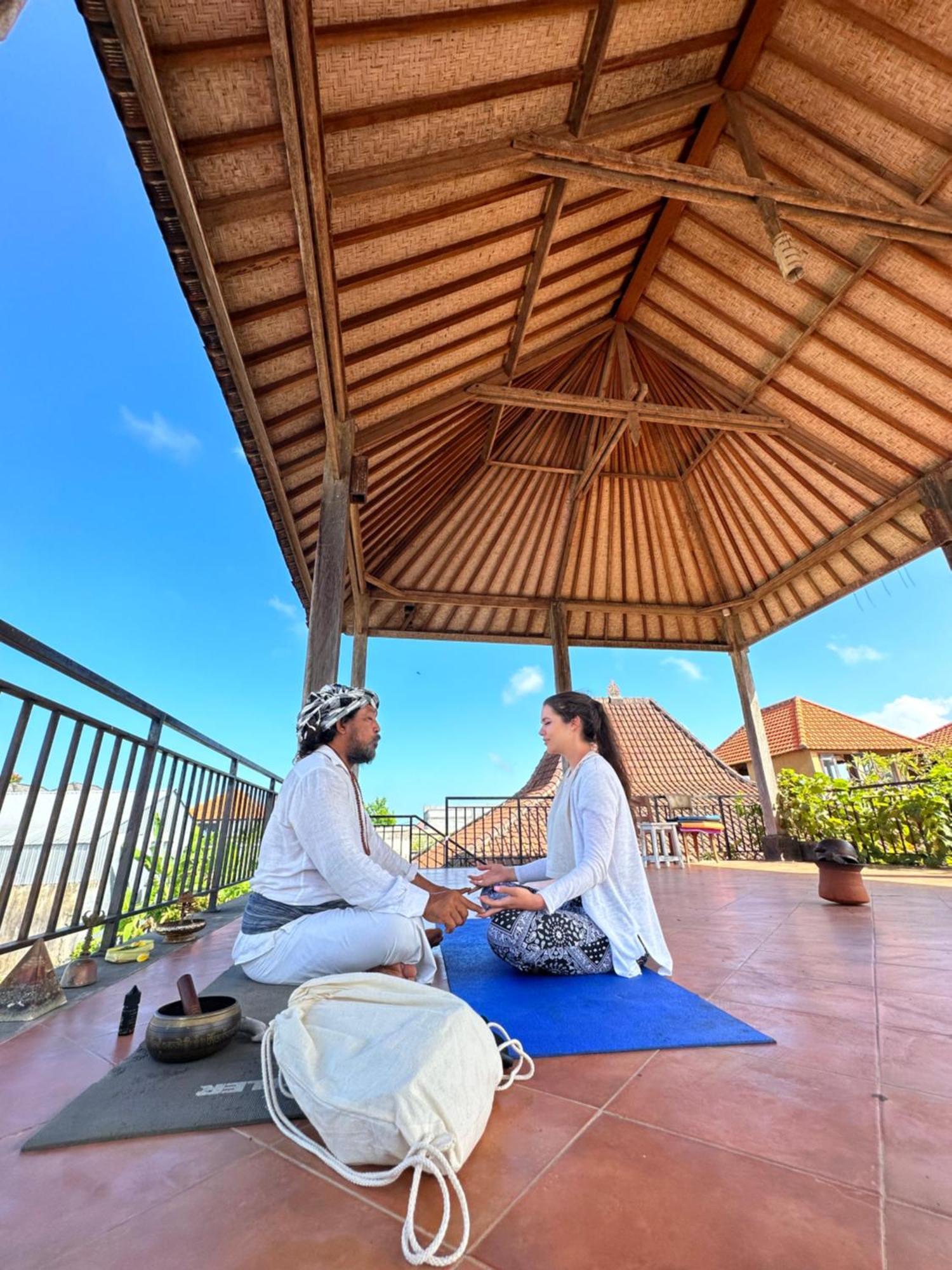 Bali Telaga Hati Yoga Healing And Retreat Center Hostel Санур Экстерьер фото