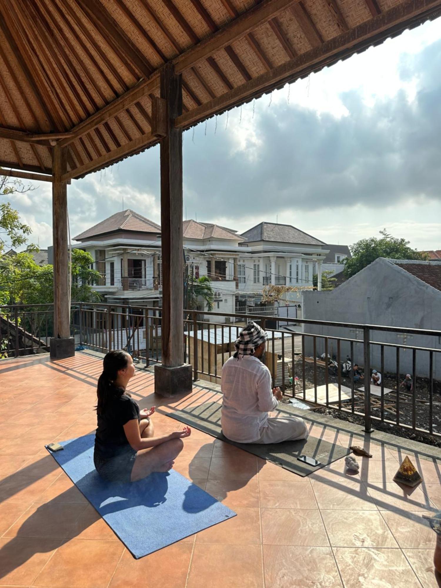 Bali Telaga Hati Yoga Healing And Retreat Center Hostel Санур Экстерьер фото