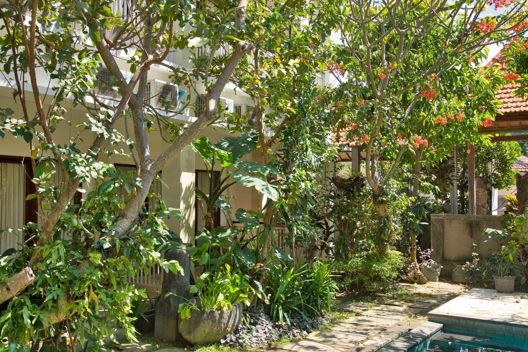 Bali Telaga Hati Yoga Healing And Retreat Center Hostel Санур Экстерьер фото
