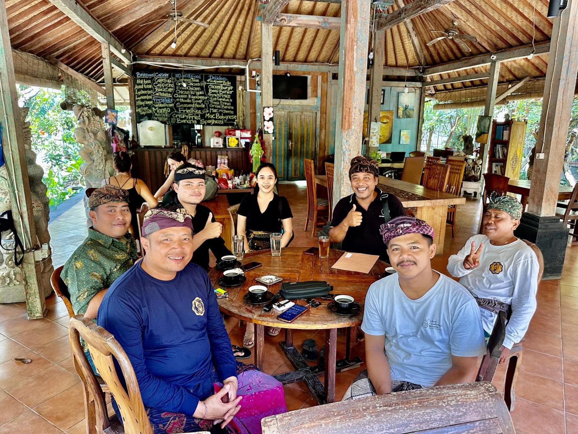 Bali Telaga Hati Yoga Healing And Retreat Center Hostel Санур Экстерьер фото